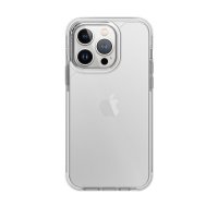 Uniq iPhone 15 Pro Max Combat Kapak - Beyaz