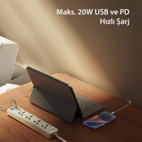 Yesido MC18 8in1 3 Adet Usb 1 Adet Type-C ve 4 Adet Priz Dönüştürücü 2M - Beyaz