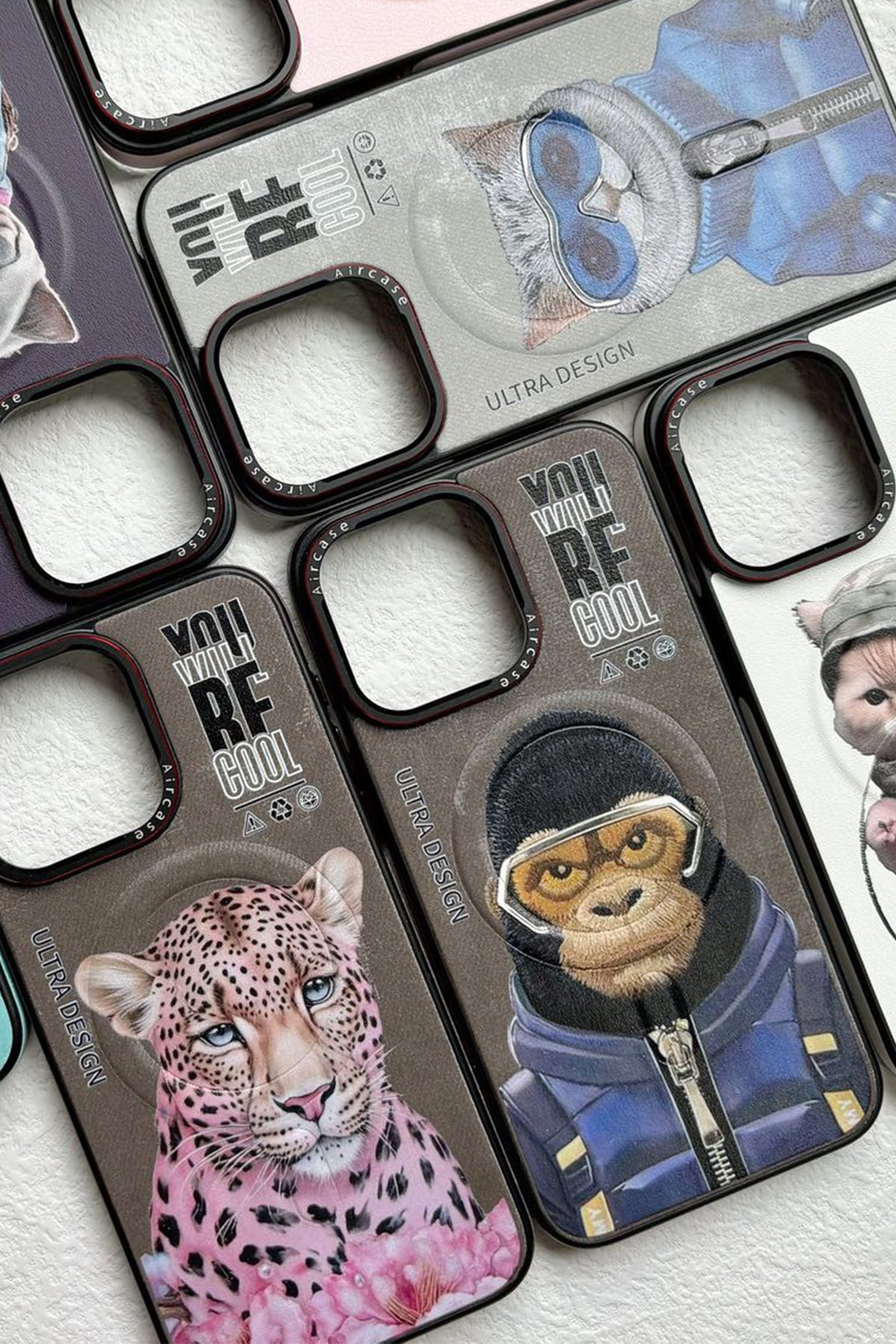 Joko iPhone 15 Pro Max Fun Magsafe Kapak - Beyaz