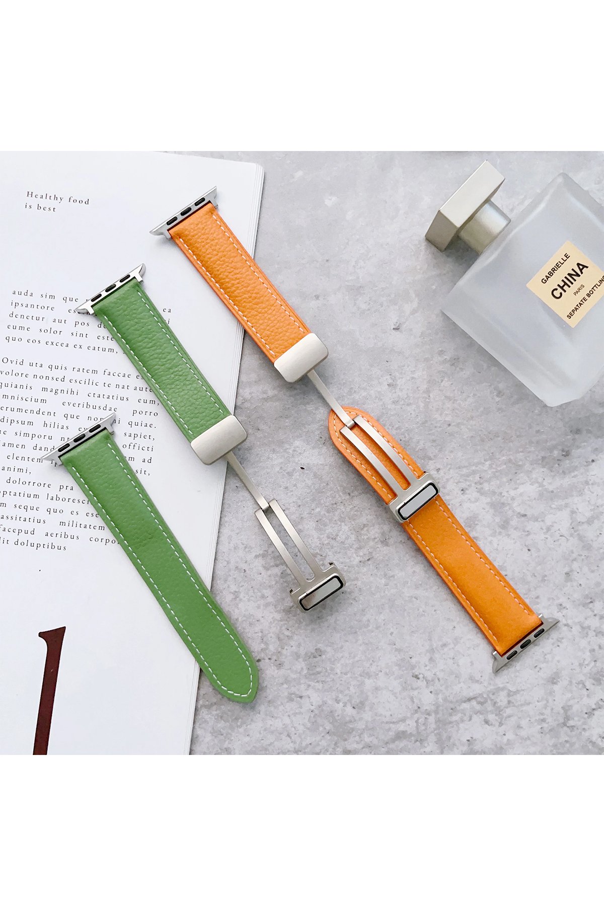 Newface Apple Watch 41mm Ayarlı Delikli Silikon Kordon - Siyah-Siyah